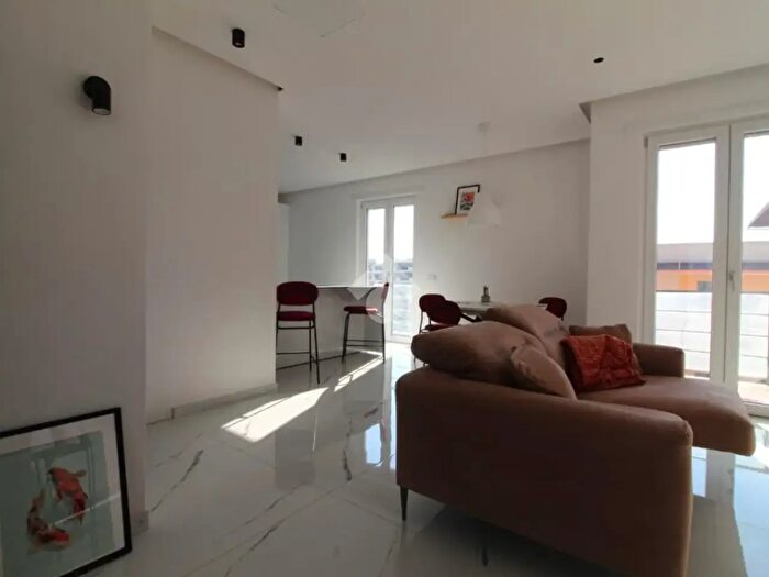 Appartamento trilocale in vendita in Via Martiri di Bellona, Caserta