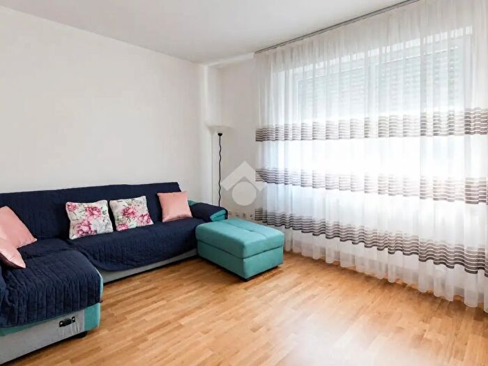Appartamento quadrilocale in vendita in Via Tosco Romagnola Ovest, Calcinaia