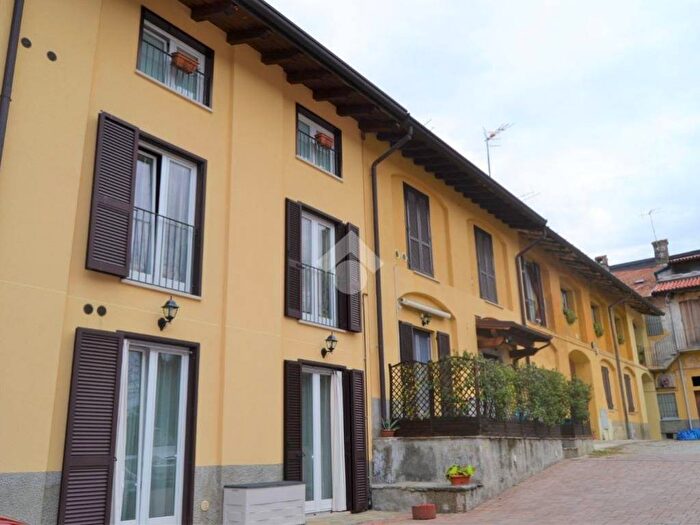 Appartamento monolocale in affitto in Via Campora, Camnago Volta, Como