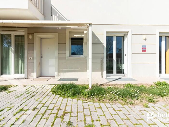 Appartamento con 5 locali in vendita in Cattolica