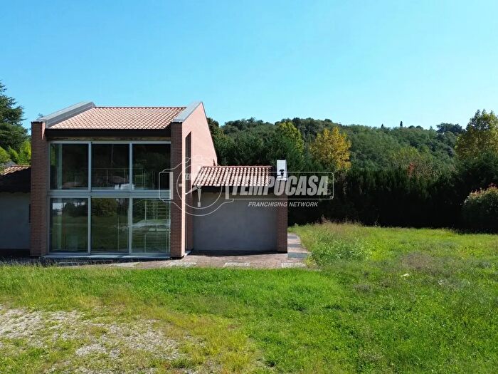 Casa quadrilocale in vendita in Teolo