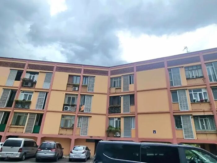 Appartamento bilocale in vendita in Via Capistrello, Roma