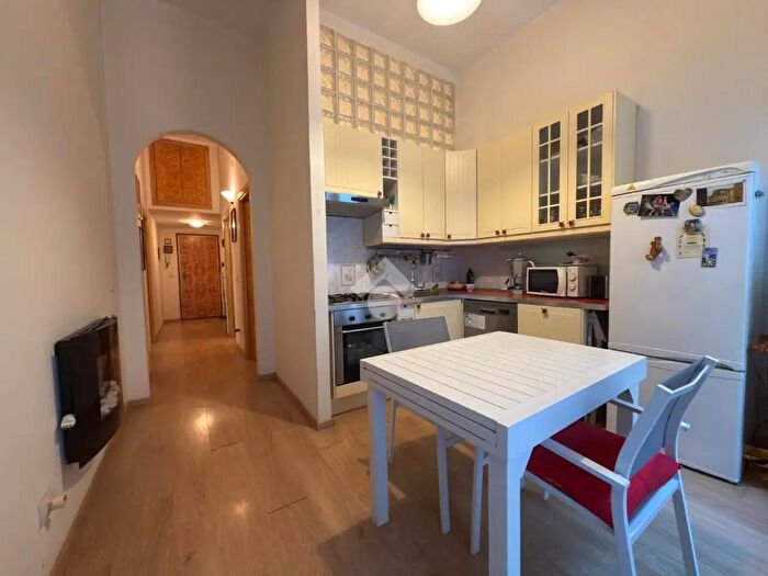 Appartamento bilocale in vendita in Via Meropia, Roma