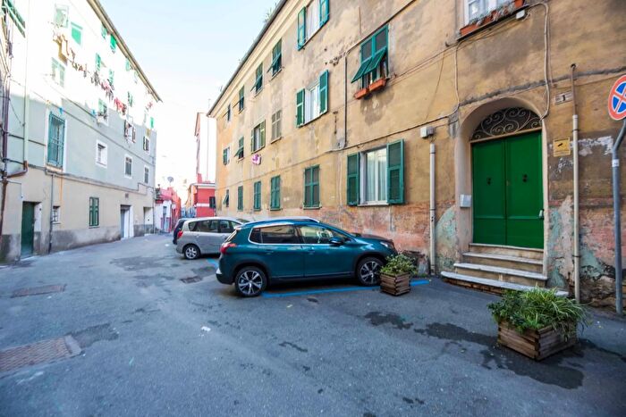 Appartamento bilocale in vendita in Via Ponterotto, Genova