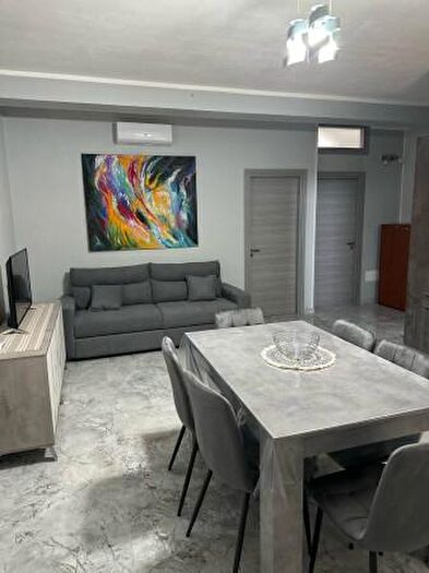 Appartamento trilocale in affitto in Via Nazionale, Cropani