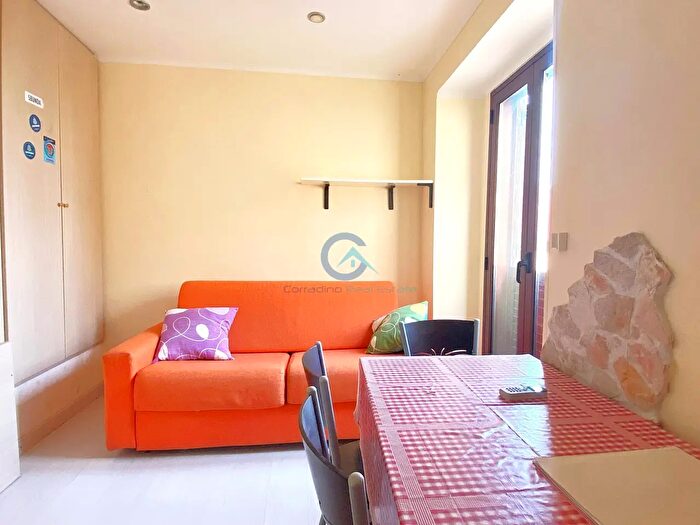 Casa trilocale in vendita in Vicoletto II Maddalena, Catanzaro