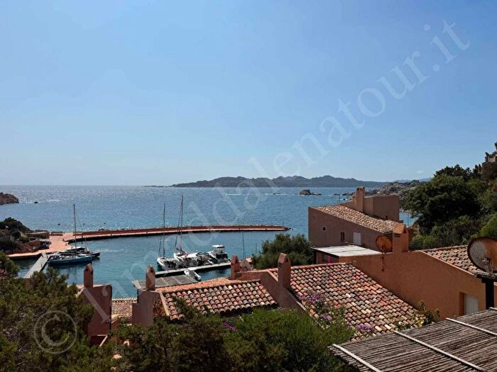 Casa quadrilocale in affitto in Località Porto Massimo, La Maddalena