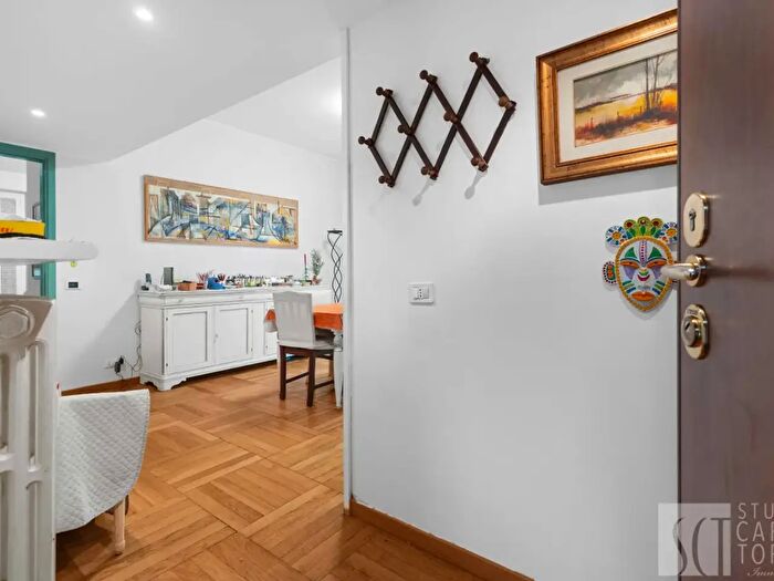 Appartamento trilocale in vendita in Via Ambrogio Binda, Milano