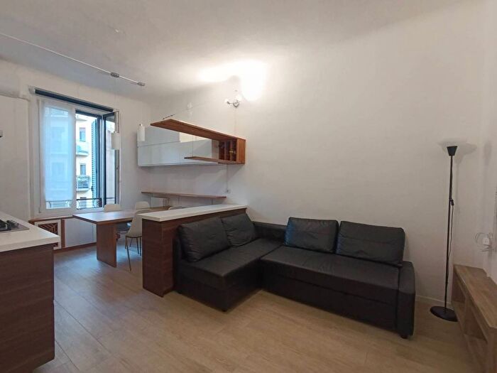 Appartamento bilocale in affitto in Via Plinio, Morgagni, Milano