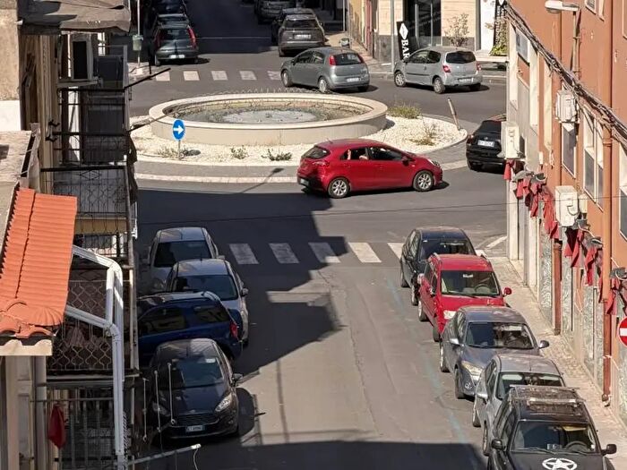 Casa con 9 locali in vendita in Via Solferino, Lentini