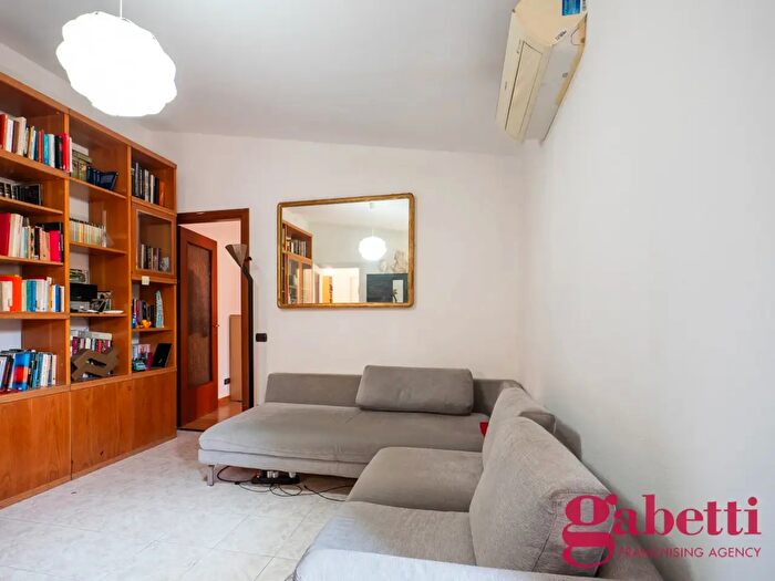 Appartamento bilocale in vendita in Piazza San Materno, Milano