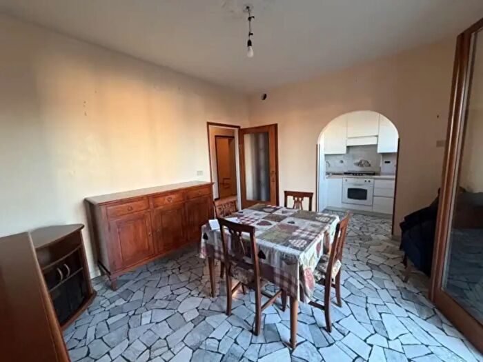 Appartamento con 5 locali in vendita in Via della Rinascita, Venezia