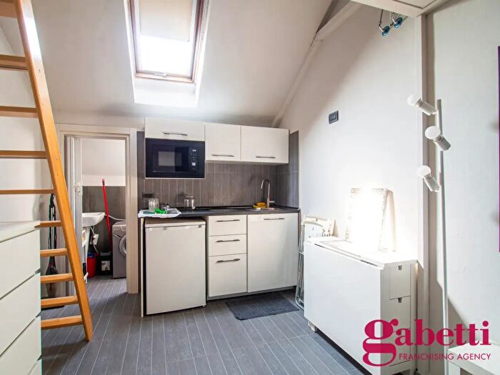Casa monolocale in affitto in Via Ampere, Milano