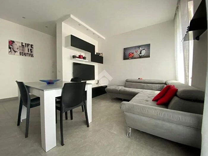 Appartamento bilocale in vendita in Via Giuseppe Verdi, Bussero