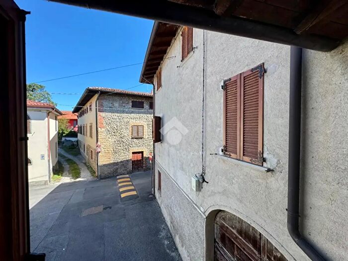 Appartamento bilocale in vendita in Via S Lorenzo, Bonate Sopra