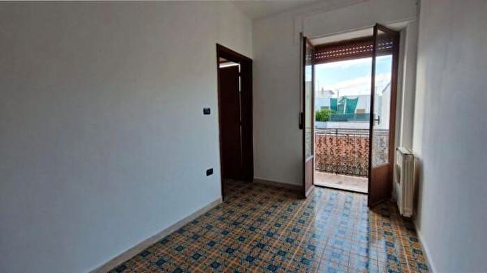 Appartamento con 5 locali in vendita in Latiano