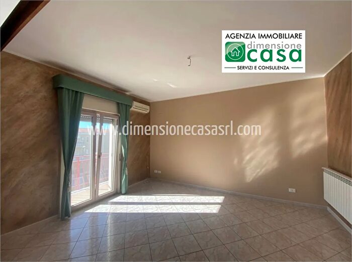 Appartamento con 6 locali in vendita in Via Torino, San Cataldo