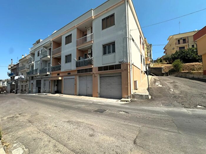 Appartamento con 5 locali in vendita in Via Santa Caterina, Montescaglioso