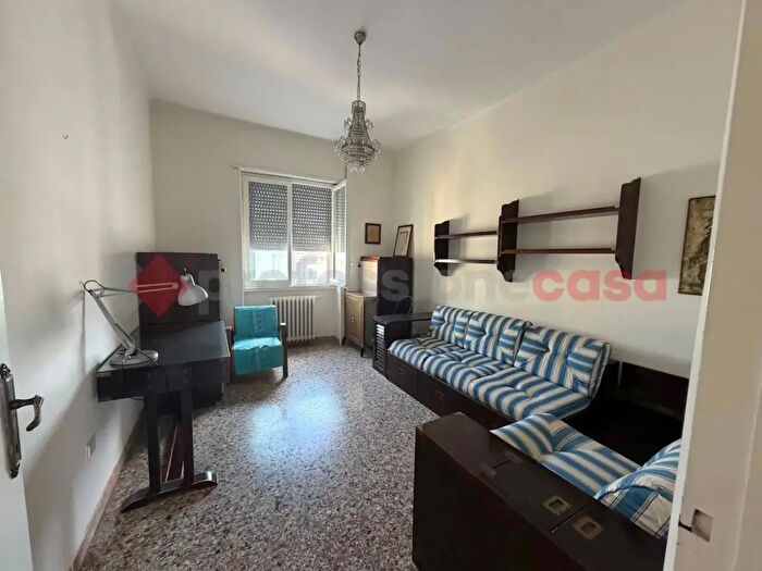 Appartamento quadrilocale in vendita in Viale Antonio Salandra, Bari