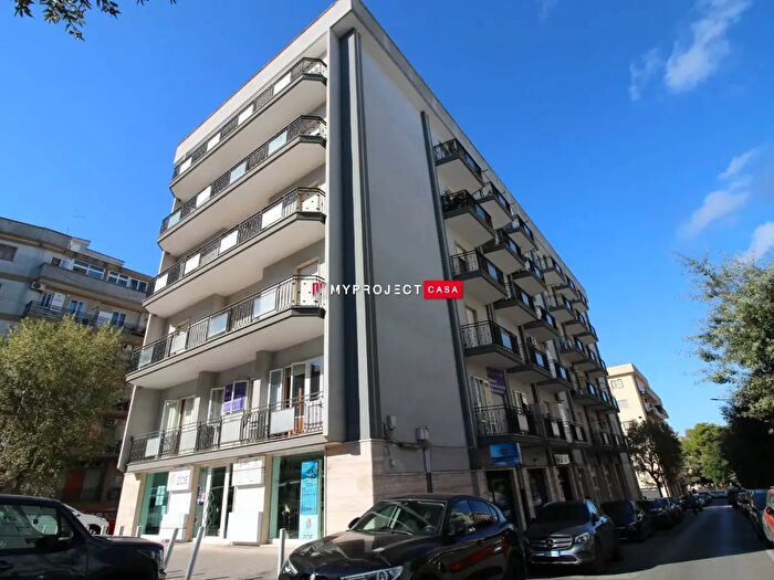 Appartamento quadrilocale in vendita in Via Grazia Deledda, Martina Franca