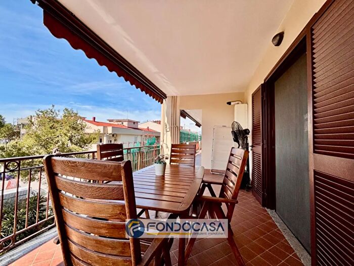 Appartamento con 10 locali in vendita in Via Atellana, Aversa