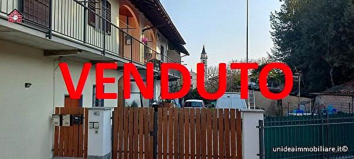 Appartamento in vendita in Cadrezzate Cadrezzate con Osmate Varese Lombardia Italia, Cadrezzate con Osmate