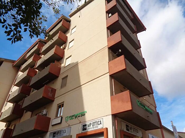 Appartamento trilocale in vendita in Via Dalmazia, Carbonia