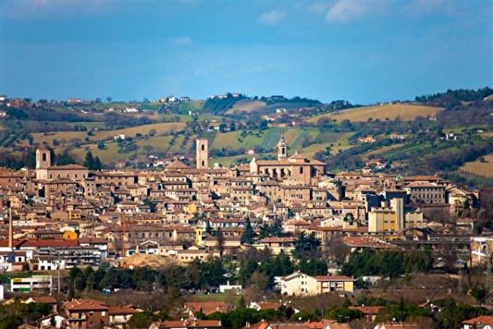 Appartamento trilocale in vendita in Matteotti, Jesi