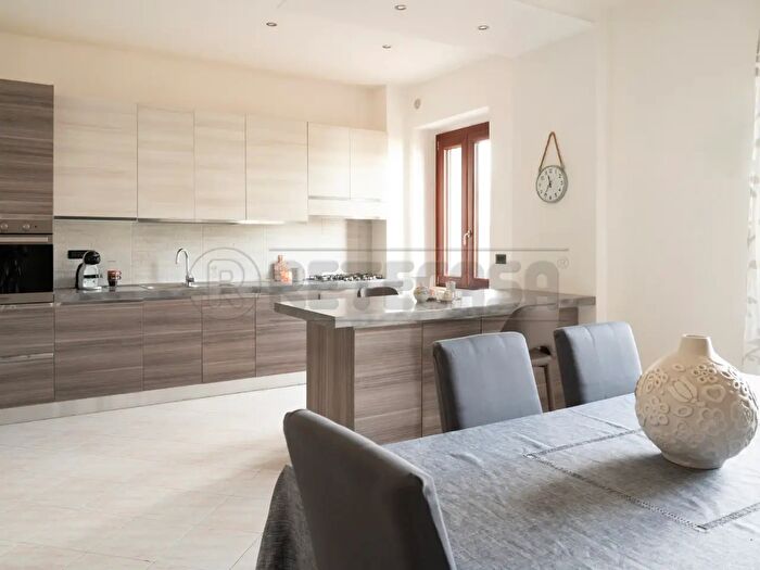 Appartamento quadrilocale in vendita in Via Po, Nardo