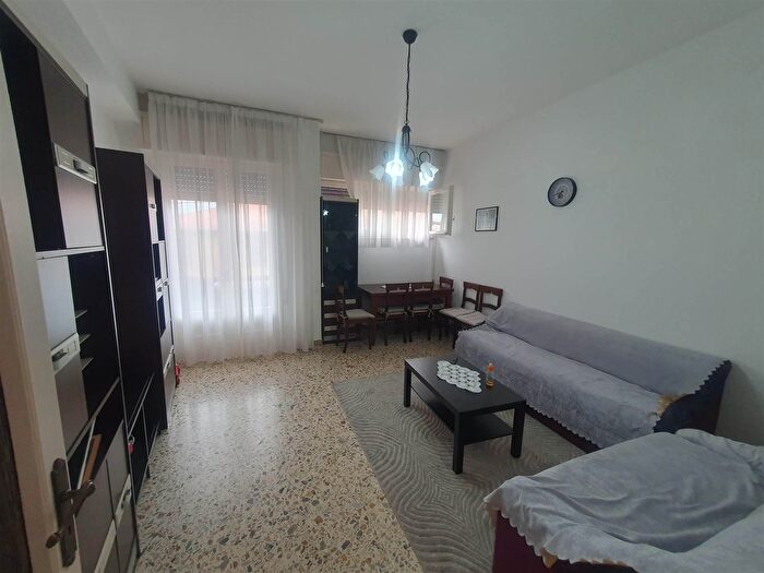 Appartamento trilocale in vendita in Ancona