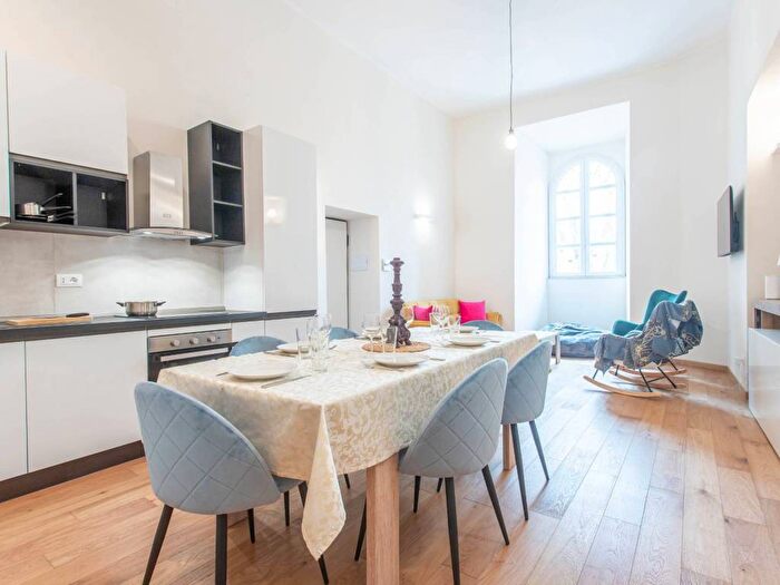 Appartamento trilocale in affitto in Viale Indipendenza, Centro Storico, Perugia