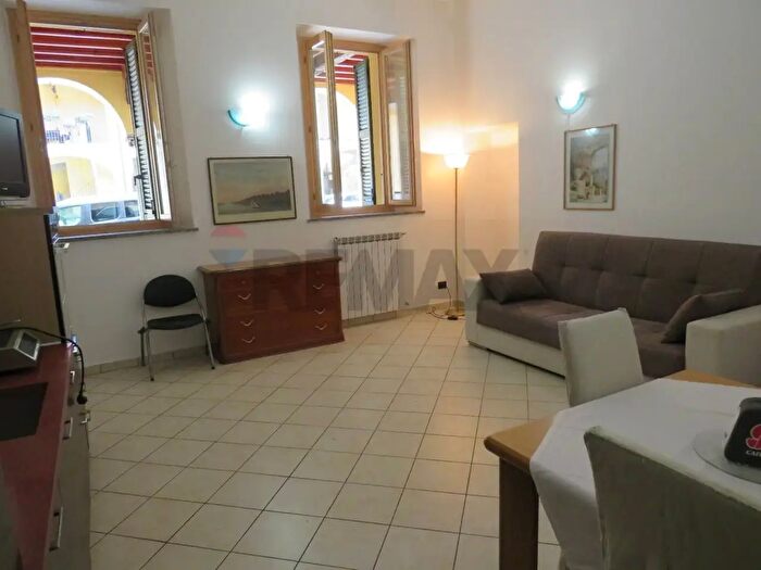 Appartamento monolocale in vendita in Corso della Vittoria, Caronno Pertusella