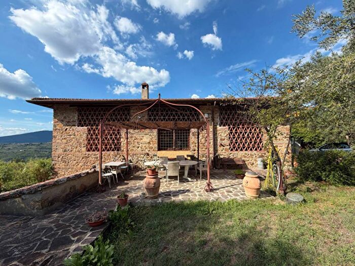 Casa con 6 locali in vendita in Via del Bargellino, Fiesole