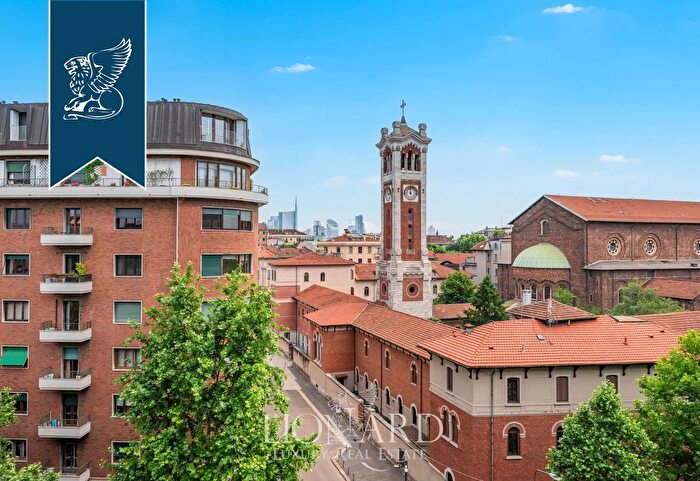 Appartamento trilocale in vendita in Milano