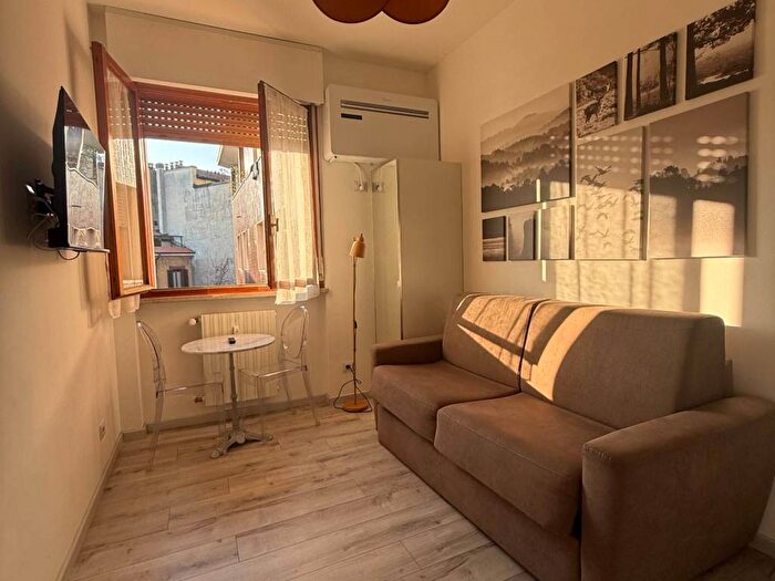 Appartamento monolocale in affitto in Via Bartolomeo Panizza, Vercelli Wagner, Milano