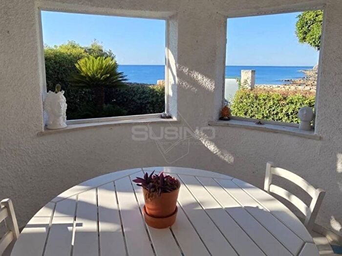 Casa trilocale in affitto in VIA MAR DI BERING, Fontane Bianche, Siracusa