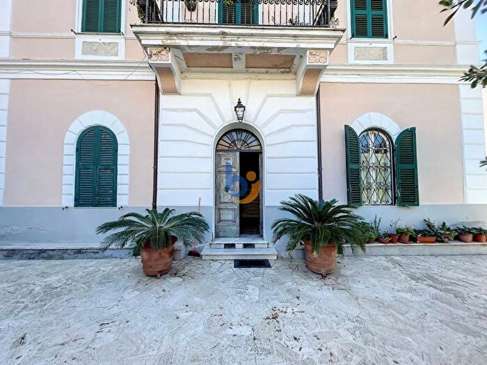 Appartamento bilocale in affitto in Via Della Libertà, Centro, Santa Marinella