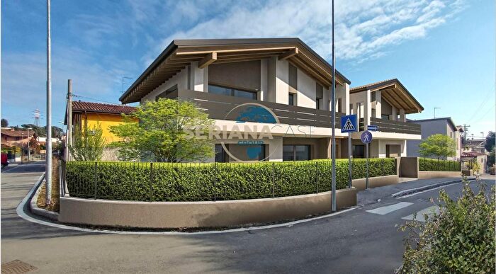 Appartamento quadrilocale in vendita in Via Gennaro Sora, Cenate Sotto