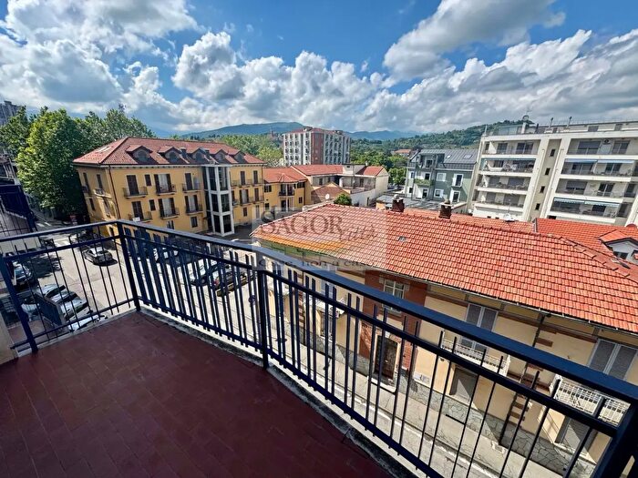 Appartamento trilocale in vendita in Corso Bosio, Pinerolo
