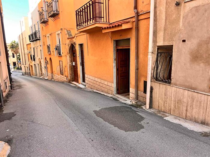 Appartamento trilocale in vendita in Via Santa Caterina, Sciacca