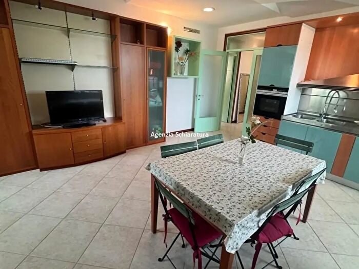 Appartamento trilocale in vendita in Vallefoglia