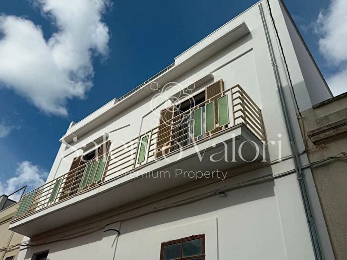 Appartamento quadrilocale in vendita in Via Oberdan, Matino