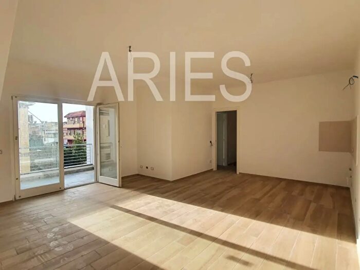 Appartamento trilocale in vendita in Via del Portico Placidiano, Fiumicino