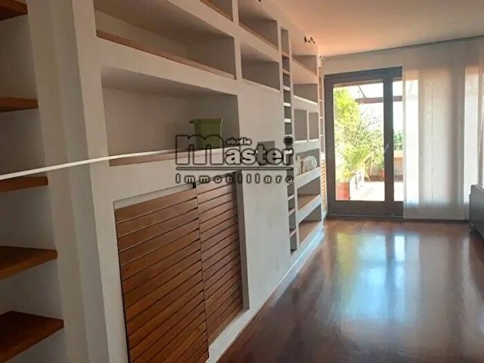 Appartamento con 5 locali in vendita in Via Santa Bona, Treviso