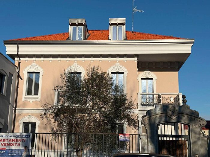 Appartamento bilocale in affitto in via Cesare Ajraghi, Certosa, Milano