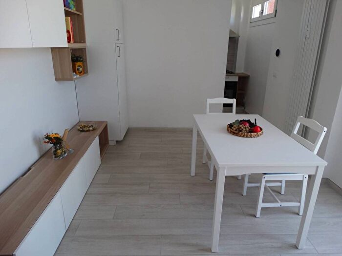 Appartamento bilocale in affitto in Via Eugenio Villoresi, Navigli Darsena, Milano