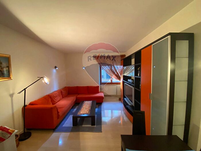 Appartamento trilocale in vendita in Via Alessandro Polidori, Viterbo