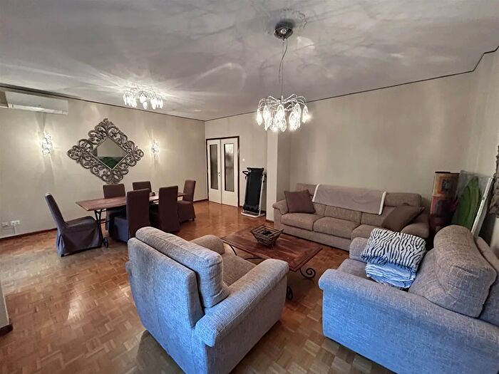 Appartamento quadrilocale in affitto in Giuseppe Lorenzo Gatteri, Trieste