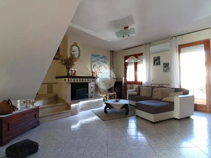 Appartamento quadrilocale in vendita in Via Ales, Quartucciu