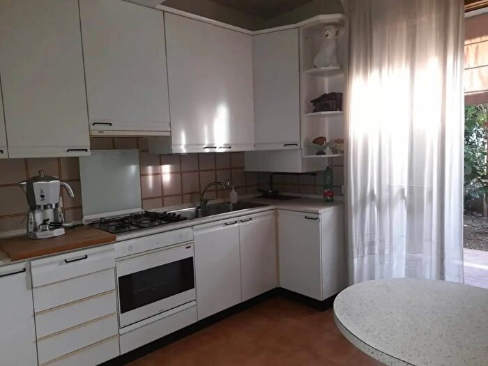 Casa con 5 locali in vendita in Curtatone